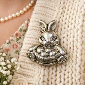 Silver Bunny Brooch Convertible Pendant Wearable Y2K Rabbit Easter 3D Jewelry